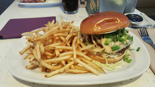 Hamburger Restaurant «Counter Custom Burgers», reviews and photos, 4250 NW 42nd Ave, Miami, FL 33126, USA