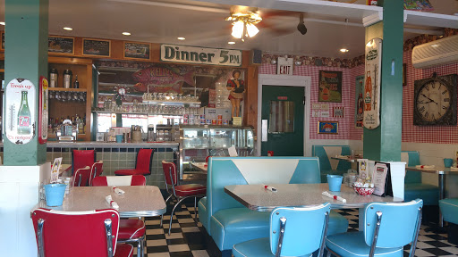 Restaurant «Edgartown Diner», reviews and photos, 65 Main St, Edgartown, MA 02539, USA