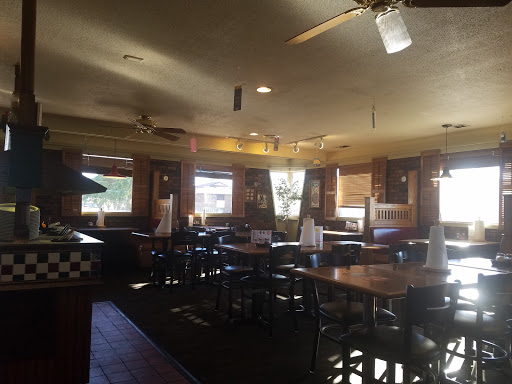 Pizza Restaurant «Pizza Hut», reviews and photos, 901 E 7th St, Wayne, NE 68787, USA