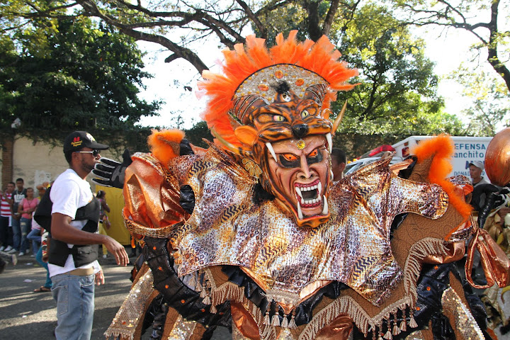 Карнавал в Ла Веге (Доминикана) 2013