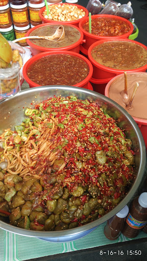 Cồn Market