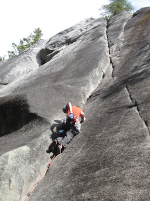 Jeff leading Edible Panties (5.7), just above the crux bouldery 5.9 start