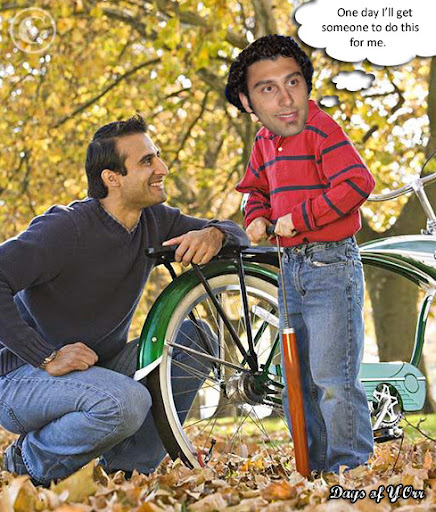 What's Dramatic Luongo looking at?