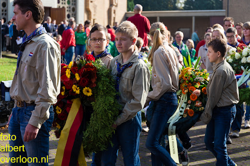 herdenkingsdienst en een stille tocht naar het Engelse kerkhof 12-10-2014 (46).jpg