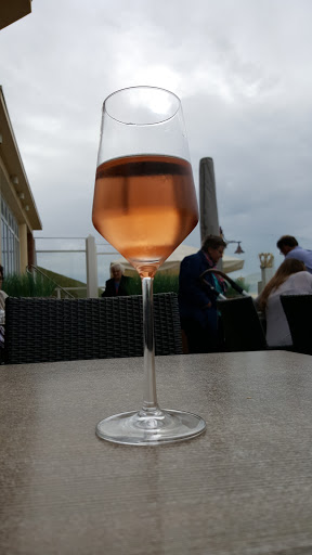 Beach Hotel - Auberge des Rois