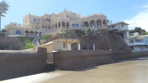 La Jolla Beach & Tennis Club