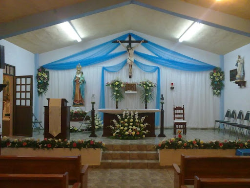 Parroquia Nuestra Señora Del Rosario, U. Venceremos, Chapultepec, 87130 Cd Victoria, Tamps., México, Iglesia católica | TAMPS