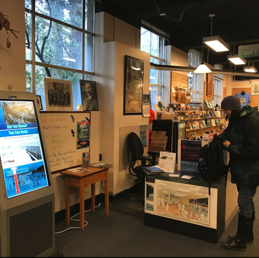 Ballard Locks Visitor Center, Museum and Gift Shop