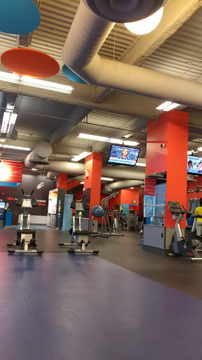 Gym «Blink Fitness Junction», reviews and photos, 2166 Nostrand Ave, Brooklyn, NY 11210, USA