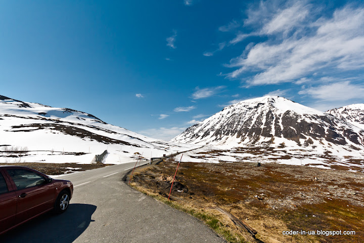 норвегия.дорога в трумсе