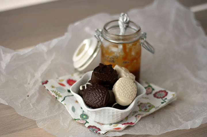 Påskeæg med chokolade og karamel