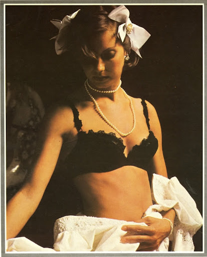 Mikimoto Pearls, campaña 1972
