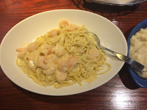 Seafood Restaurant «Red Lobster», reviews and photos, 2000 25th St, Columbus, IN 47201, USA