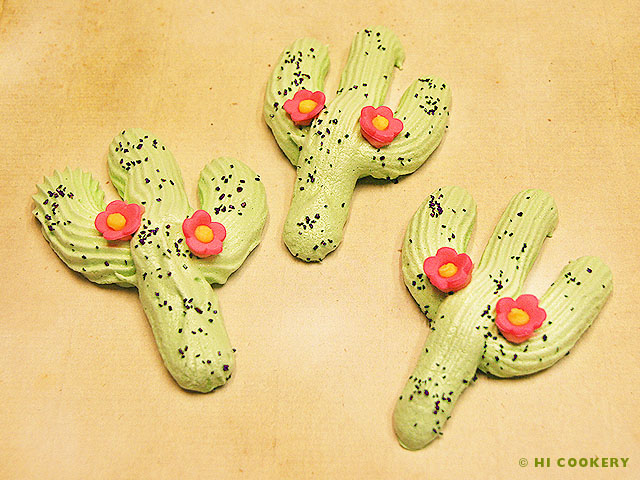 Cactus Meringue Cookies