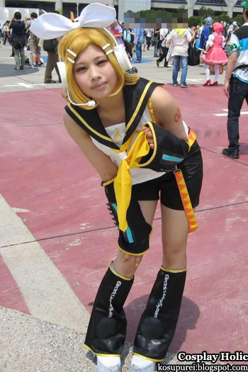 vocaloid 2 cosplay - kagamine rin 19 from japan comiket 82