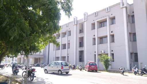 Government Medical College, Rangbari Rd, Sector - A, Rangbari, Kota, Rajasthan 324010, India, Government_Medical_College, state RJ