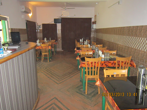 Garden Restaurant, Khandapada Rd, Mishra Colony, Nayagarh, Odisha 752069, India, Garden, state OD