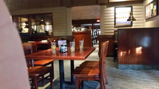 Seafood Restaurant «Red Lobster», reviews and photos, 515 S Quintard Ave, Oxford, AL 36203, USA