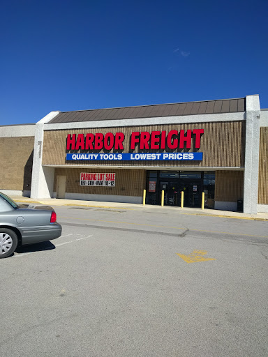 Hardware Store «Harbor Freight Tools», reviews and photos, 1600 N Jackson St STE 320, Tullahoma, TN 37388, USA