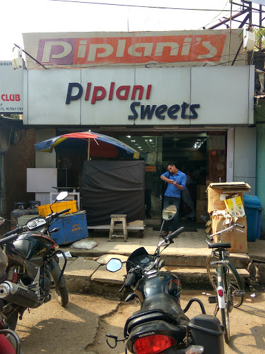 Piplani Sweets, Near Gole Bazar, Laxmi Talkies Road, Sambalpur, Odisha 768002, India, Western_Restaurant, state OD