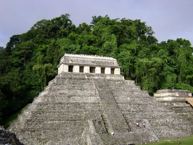 Les plus grandes pyramides dans le monde (PHOTOS) Mexique+-+Pyramide+de+Palenque