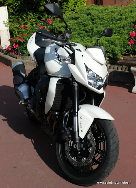 Occasion] Kawasaki Z750 ABS Blanche – 2011 – 6900kms – Vendue | Saint Maur  Motos