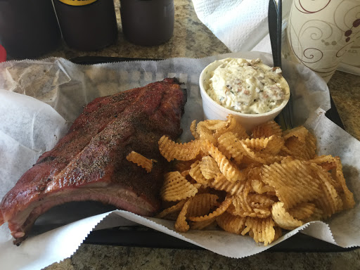 Barbecue Restaurant «Righteous Pig BBQ», reviews and photos, 124 E Main St, Belleville, IL 62220, USA