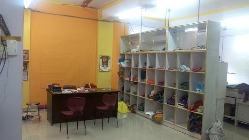 Elegant Tailoring Boutique, நேரு பூங்கா சாலை, Block 8, Neyveli T.S, Tamil Nadu 607801, India, Boutique, state TN
