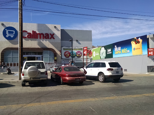 Calimax, Calle 3ra. y Gastelum 263, Zona Centro, 22800 Ensenada, B.C., México, Supermercados o tiendas de ultramarinos | BC