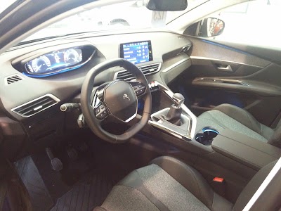 Photos of Peugeot Schyns Ch&ecirc;n&eacute;e
