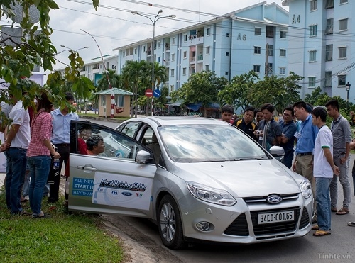 Ford_lai_xe_an_toan