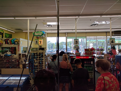 Dollar Store «Dollar Tree», reviews and photos, 111 Pleasant St, Attleboro, MA 02703, USA