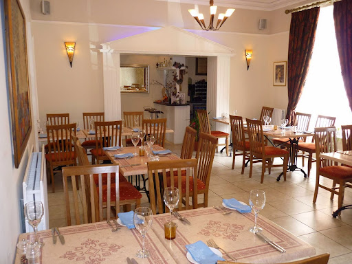 Alexandros Greek Restaurant and Deli