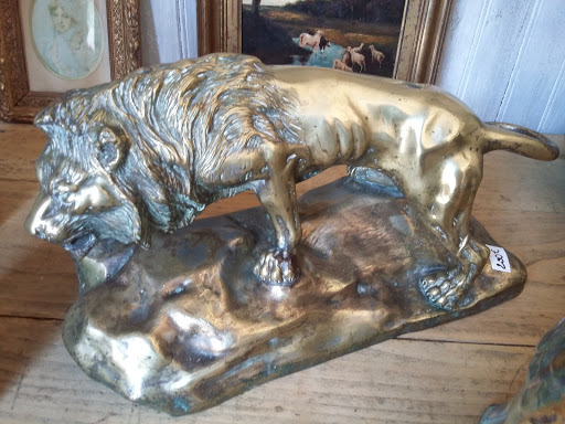 Grégoire AVOT Antiquaire Brocanteur Moulins