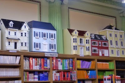 Photos of Librer&iacute;a Multicolor
