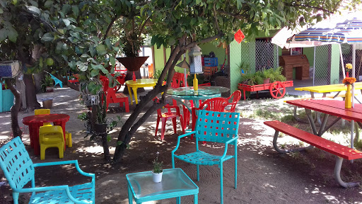 La Cabaña Restaurante, Pricipal S/N, Valle Guadalupe, 22750 Guadalupe, B.C., México, Restaurantes o cafeterías | BC