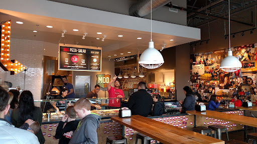 Pizza Restaurant «MOD Pizza», reviews and photos, 6447 Grand Ave, Gurnee, IL 60031, USA