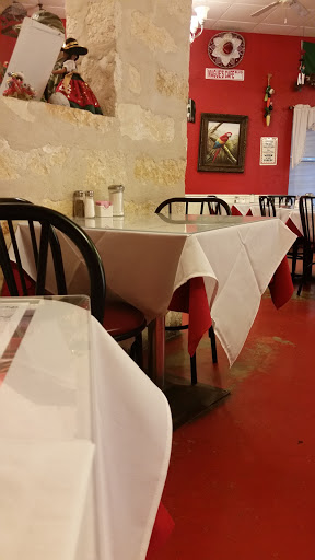 Restaurant «Magues Cafe», reviews and photos, 20450 TX-46, Spring Branch, TX 78070, USA