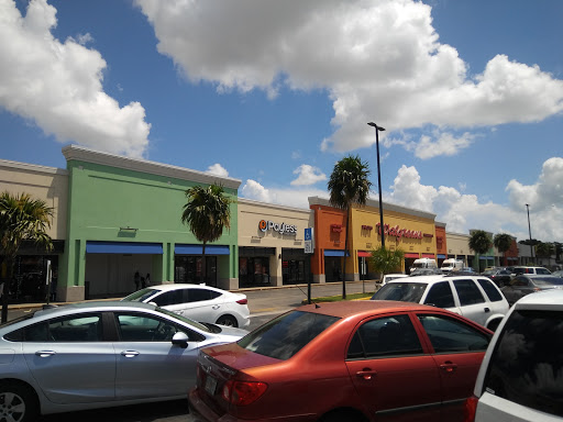Shopping Mall «Central Shopping Plaza», reviews and photos, 3825 NW 7th St, Miami, FL 33126, USA