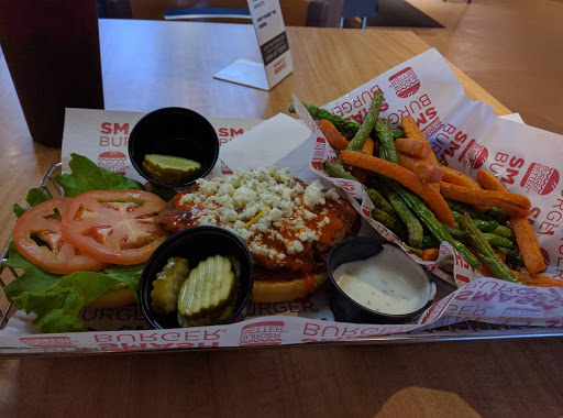 Hamburger Restaurant «Smashburger», reviews and photos, 203 University Ave, Westwood, MA 02090, USA