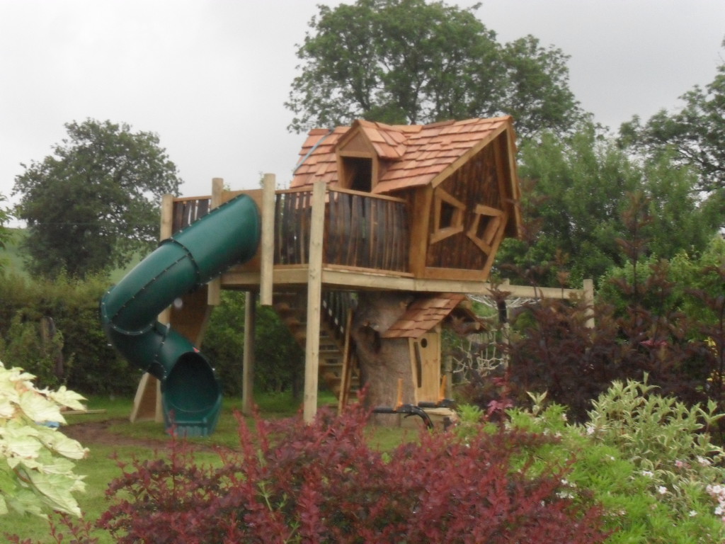 Enchanted Creations Playhouses &amp; Treehouses