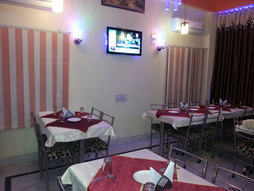 Shahi Tadka Restaurant, Old Loharu Bus Stand, Near LIC Of India, Station Road, Sikar, Rajasthan 332001, India, Restaurant, state RJ