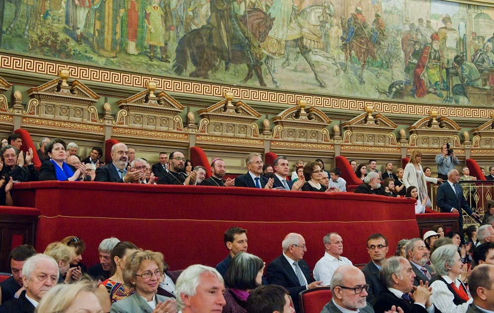 Imagini de la concertul în memoria lui Corneliu Coposu, Ateneul Român, 20 mai 2014 Imagini de la concertul în memoria lui Corneliu Coposu, Ateneul Român, 20 mai 2014