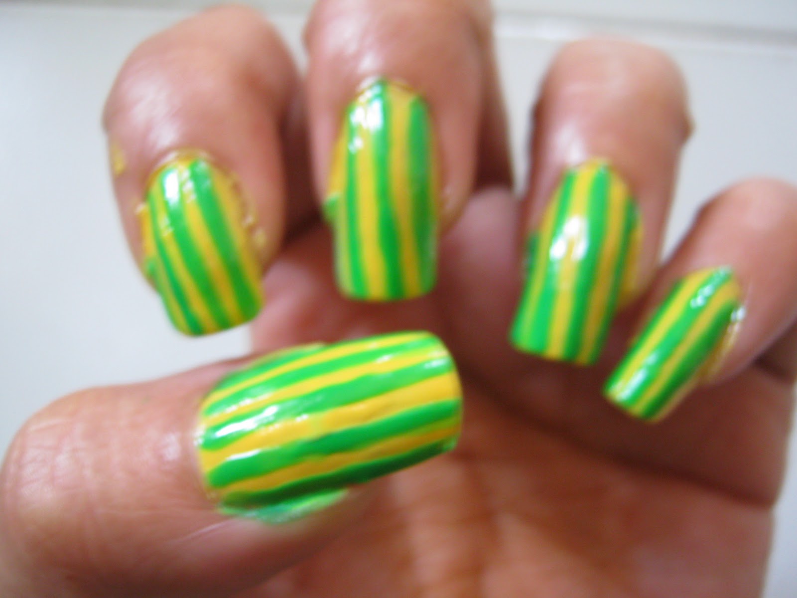 Yellow and Green Nail Art - wide 4