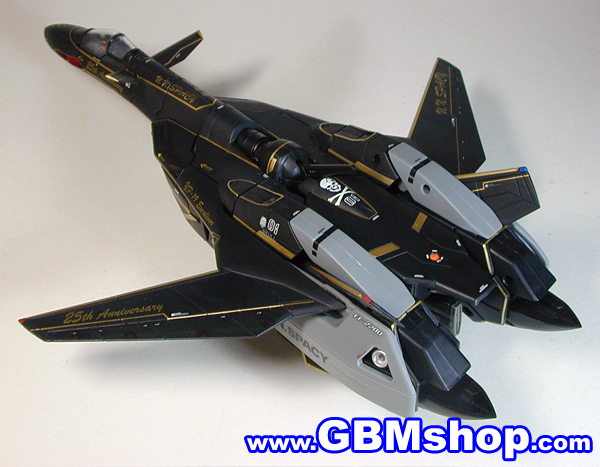 Yamato 1/60 25th Anniversary YF-19 Black Excalibur