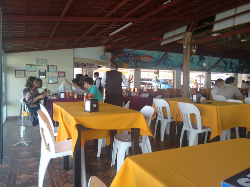 Restaurant Del Mar, Ribera del Pescador 15, La Mata, 92770 Tuxpan, Ver., México, Restaurante | VER