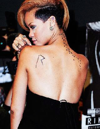 Rihanna Tattoos | Cool Eyecatching tatoos