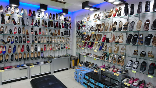 red shoes shop