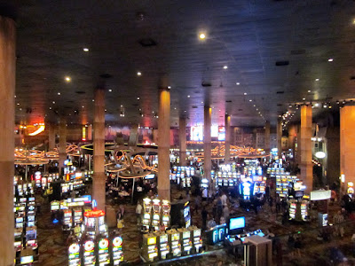 NewyorkNewyork casino hotel gambling floor vegas photo NewyorkNewyork casino hotel gambling floor vegas photo