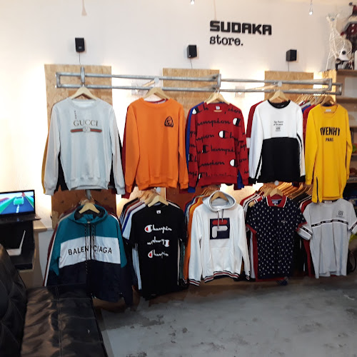 Sudaka Store. - Cuenca